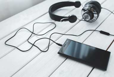 九游娱乐官网：开启手游新纪元的引擎