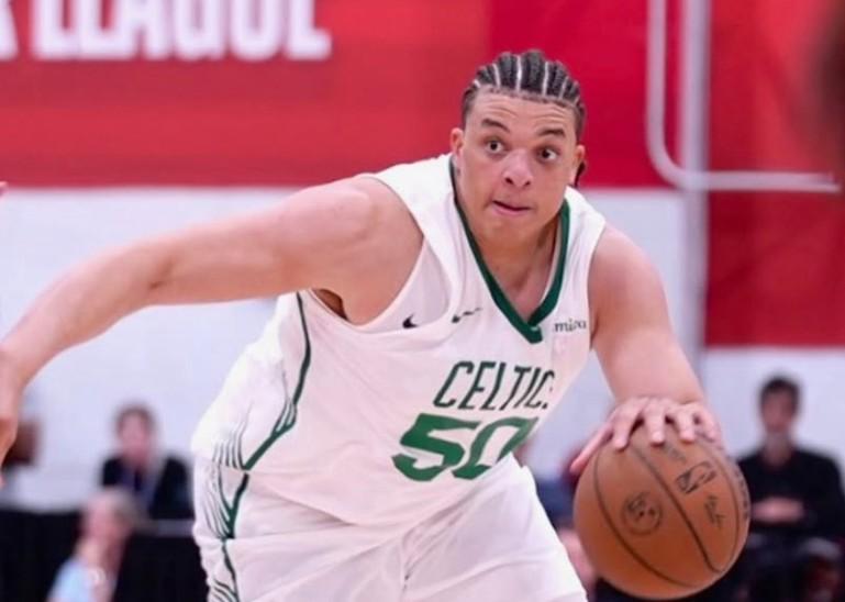 洛夫顿全场登场18分钟，投篮6中3得到8分3板2助